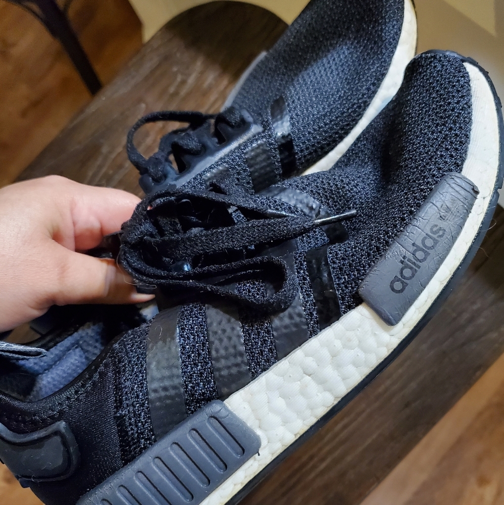 Addidas NMD - Picture 2 of 5